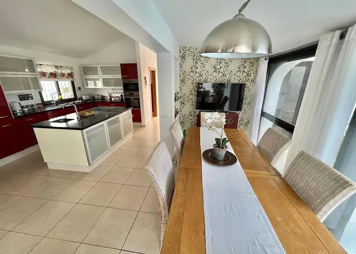 Ocean View Amarilla Golf Villa *