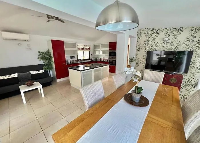 Willa Ocean View Amarilla Golf *